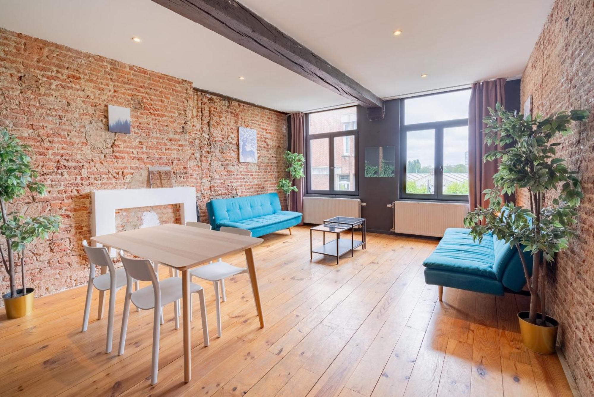 Charming Two-Bedroom River Side Apartment Antwerp Exterior photo